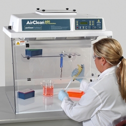 PCR Workstation